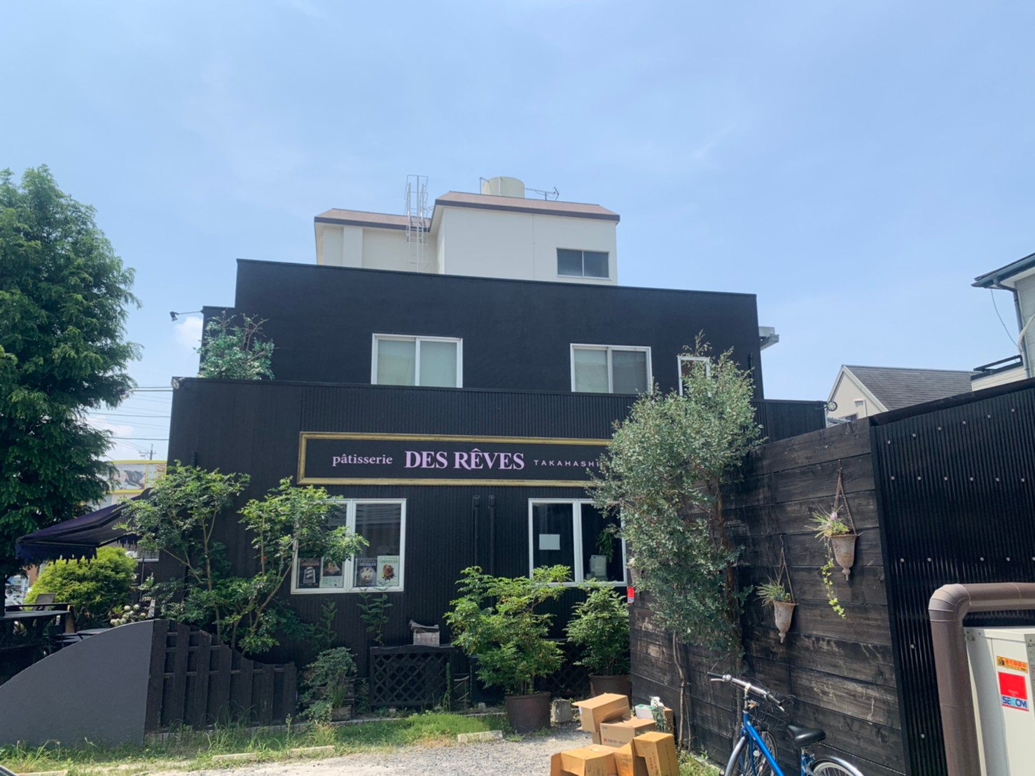 デレーヴタカハシ外壁塗装工事 タクトデザイン 東京 名古屋 店舗 設計 デザイン 施工 内装 内装設計 店舗設計 店舗物件 飲食店 スタッフブログ 名古屋 東京の店舗デザインは株式会社タクトデザイン工房