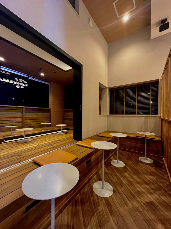 飲食店の店舗レイアウト事例2